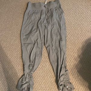 GRAY JOGGERS